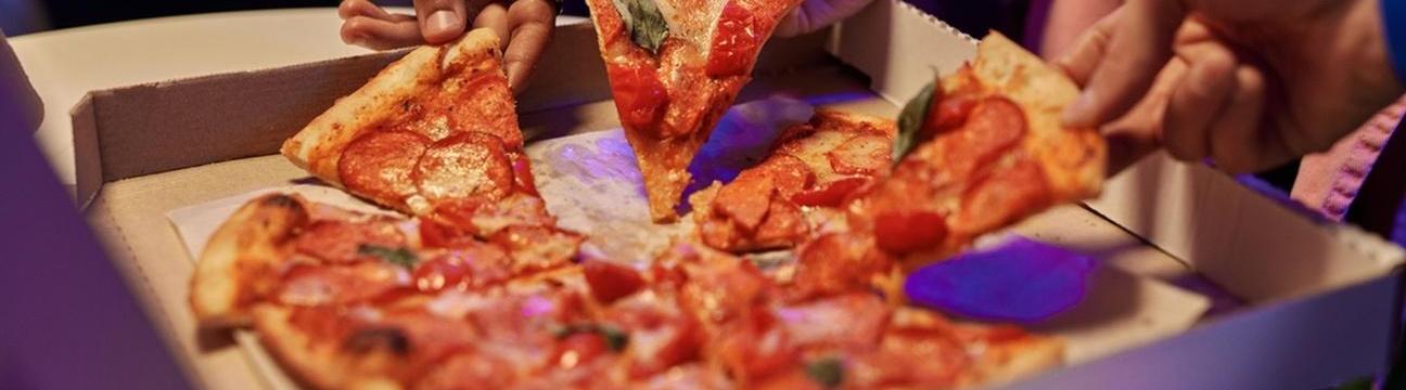 Tossin Pizza